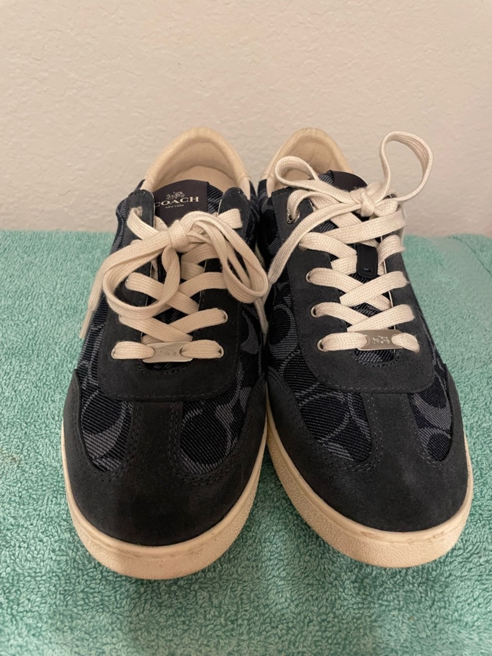 Coach Black and Cream Signature Logo Low-Top Sneakers - Picture 5 of 7